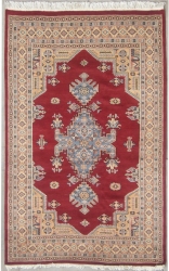 4’6”X6’1” Rug Geometric