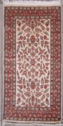 2’8”X4’1” Rug Floral