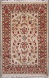 2’0”X3’0” Rug Floral