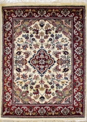 2’0”X3’2” Rug Floral