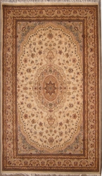 4’1”X6’3” Rug  Pak Persian Design