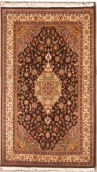 3’11”X6’7” Rug  Pak Persian kashan Design