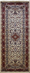 2’6”X8’2” Rug Floral