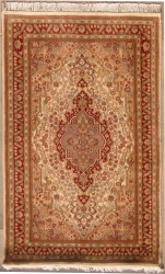 3’1”X5’2” Rug  Pak Persian Design