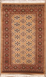 2’7”X4’3” Rug Geometric