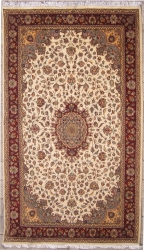 5’0”X8’3” Rug  Pak Persian Design