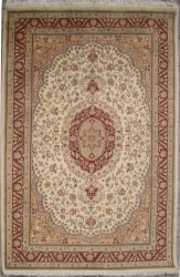 4’1”X6’2” Rug  Pak Persian Design