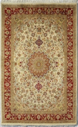 5’1”X8’0” Rug  Pak Persian Design