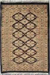 2’1”X3’1” Rug Geometric