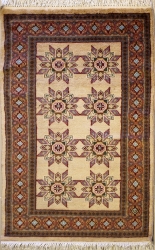 2’6”X3’11” Rug Geometric