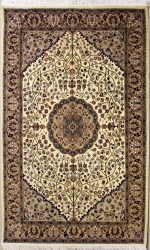 4’0”X6’2” Rug  Pak Persian Design