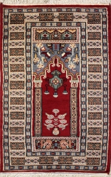 2’0”X4’2” Rug Prayer